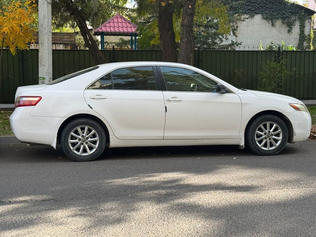 Продам Toyota Camry 2008 г., 2.4 л, автомат: фото 2