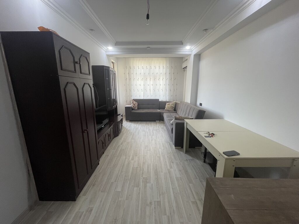1 otaqlı studiya tipli mənzil – zövqlü dizayn və mebel ilə