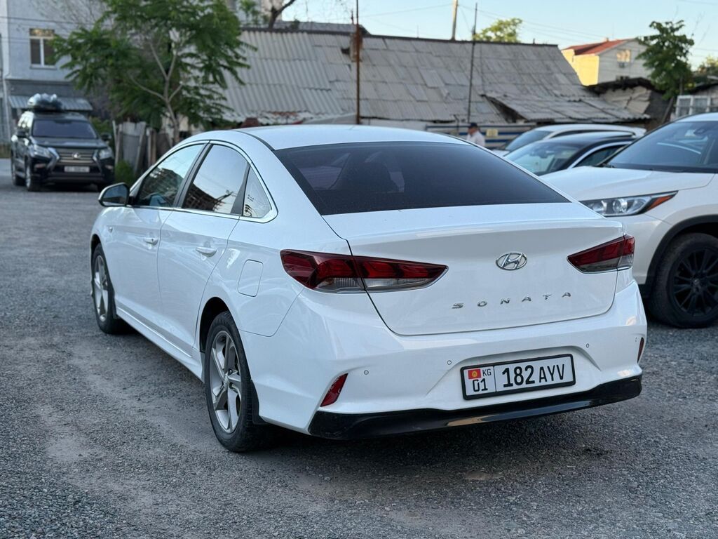 Hyundai Sonata: 2020 г., 2 л, Автомат, Газ, Седан — фото 4