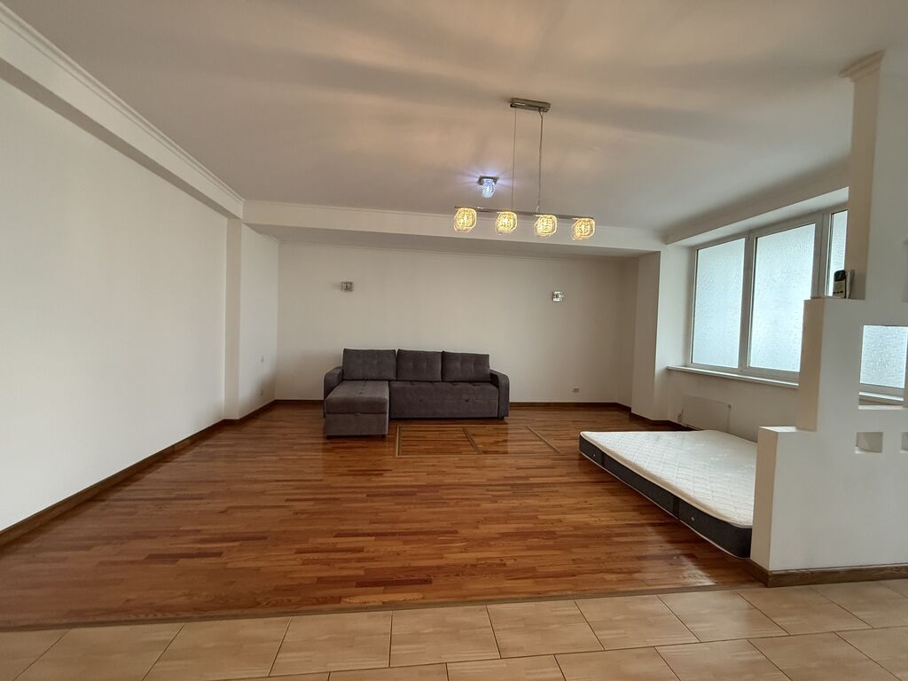 3 комнаты, 145 м², 7 мкр Элитка, 7 этаж, Евроремонт: фото 4