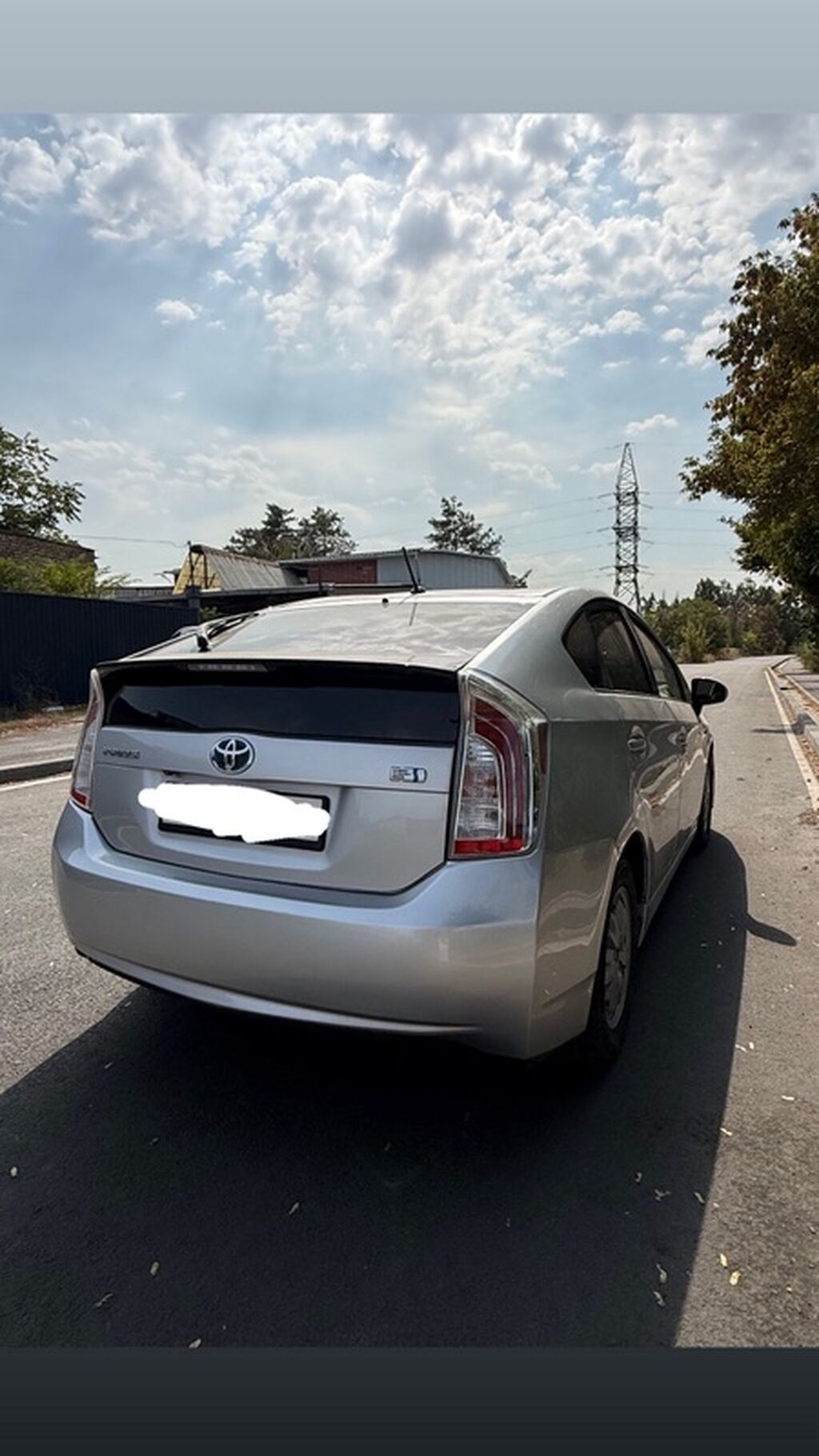 Toyota Prius: 2014 г., 1.8 л, Вариатор, Гибрид, Лифтбек: фото 5