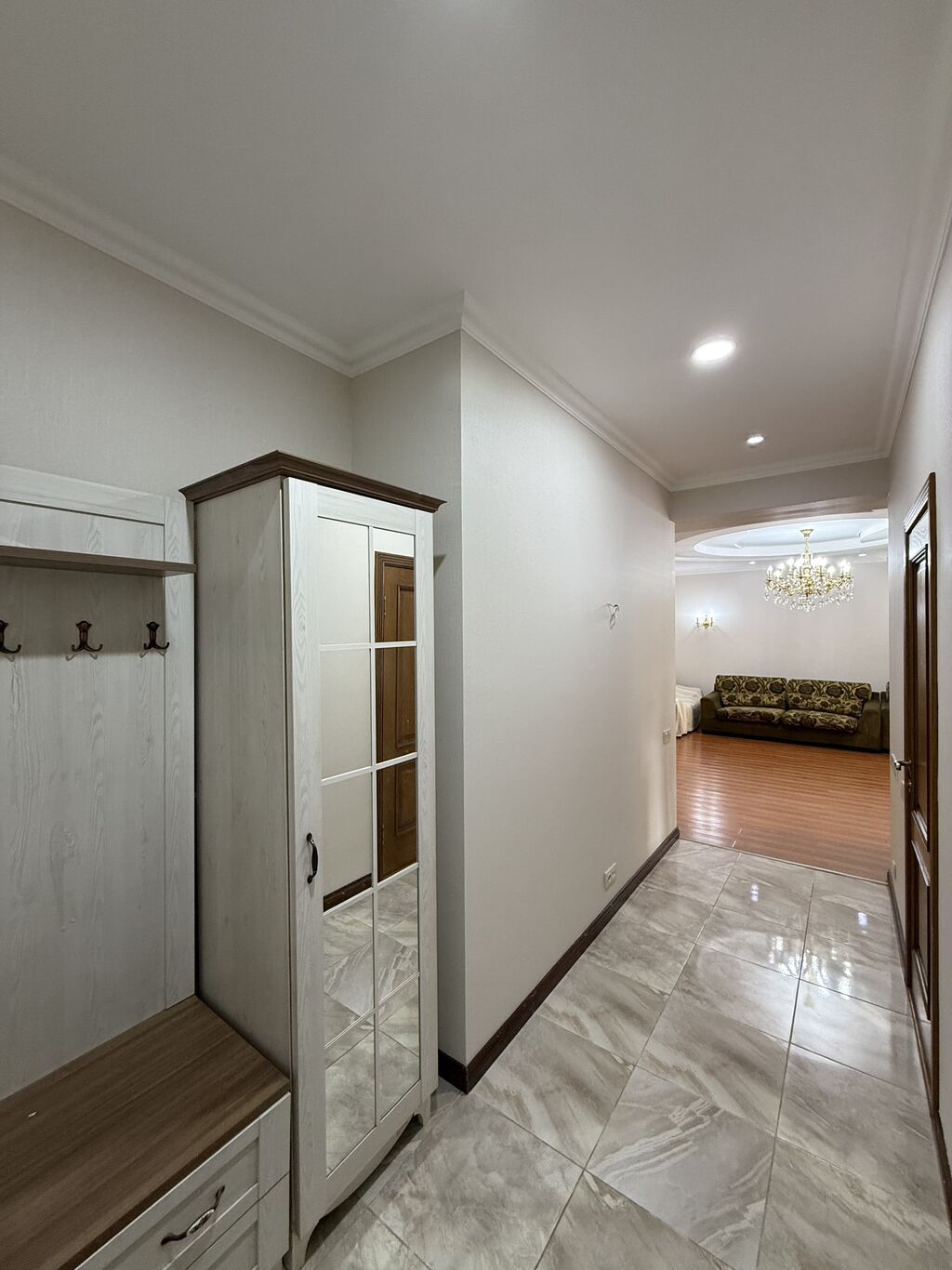 Продам 3-комн. квартиру, 121 м², 3/10 эт.: фото 8