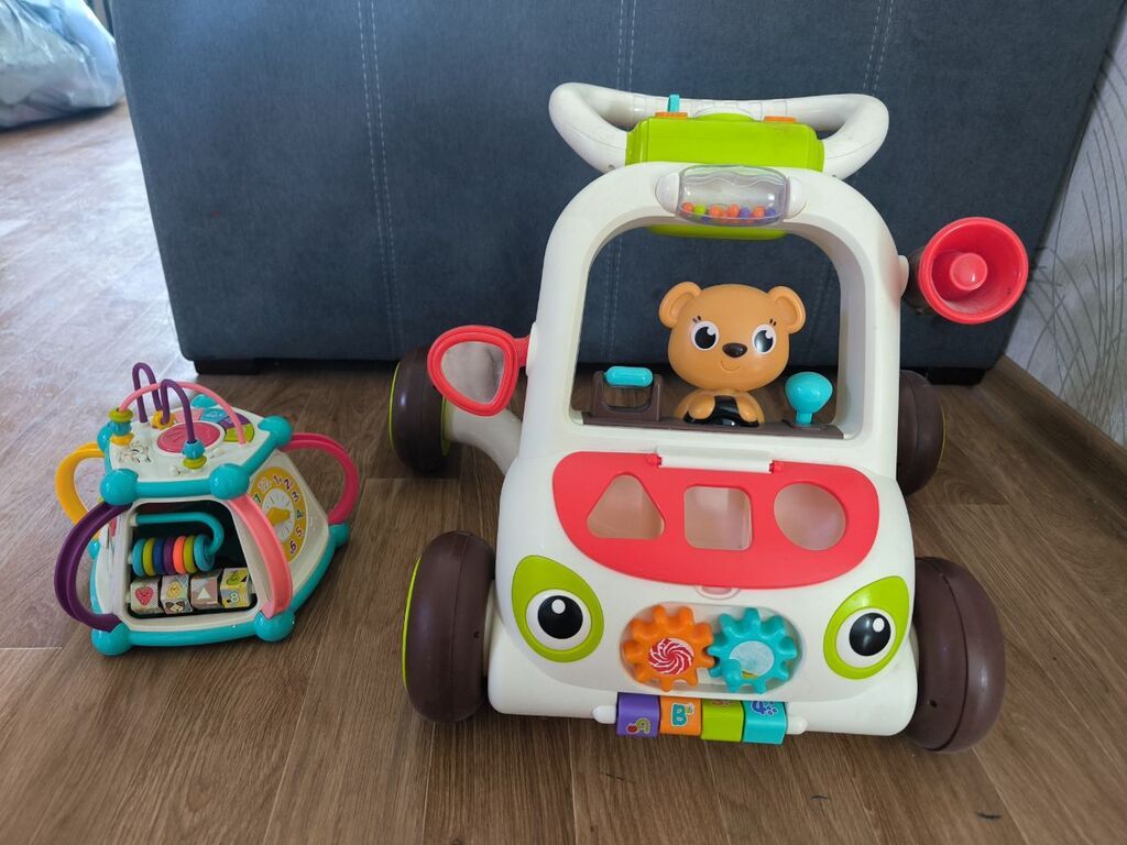 Отдам две игрушки за 1500. Почти не пользовались. Срочно надо продать