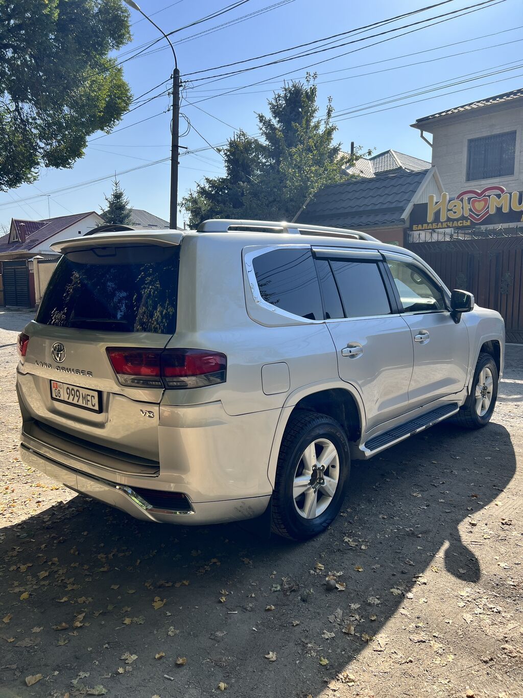 Toyota Land Cruiser: 2013 г., 4.6 л, Автомат, Бензин, Внедорожник: фото 4