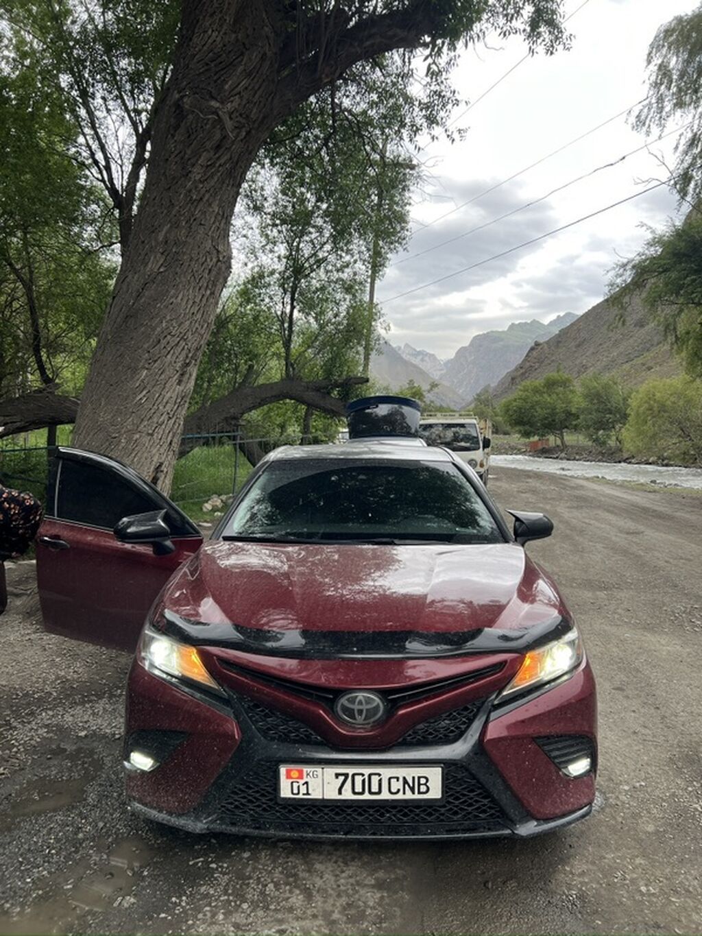 Toyota Camry: 2018 г., 2.5 л, Автомат, Бензин, Седан: фото 1