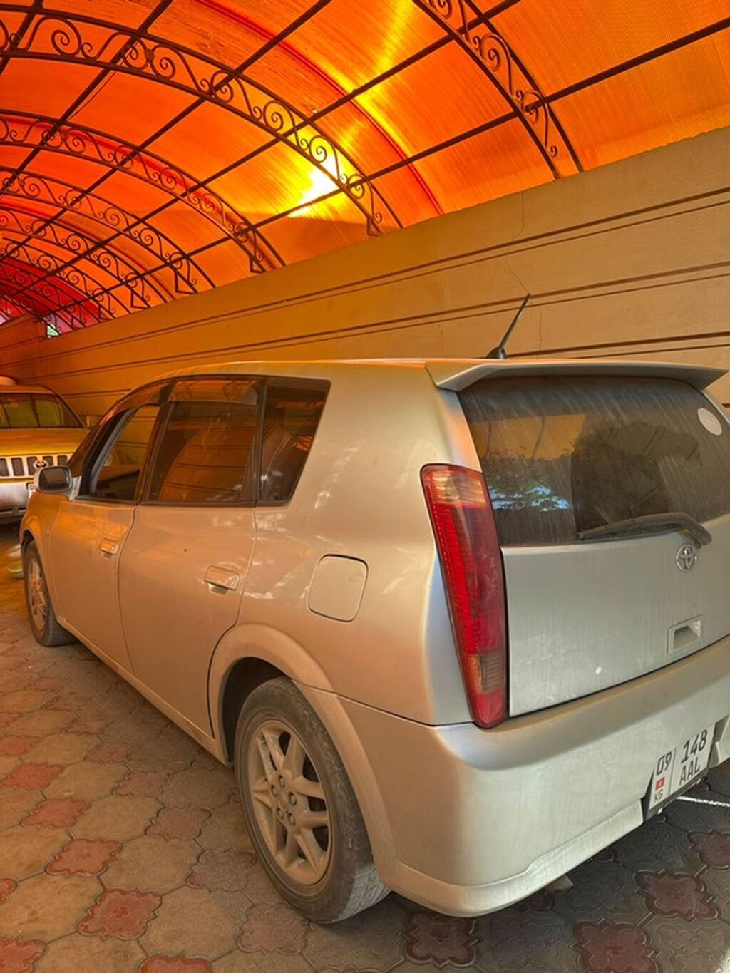 Toyota Opa 2003 г., автомат, бензин: фото 5
