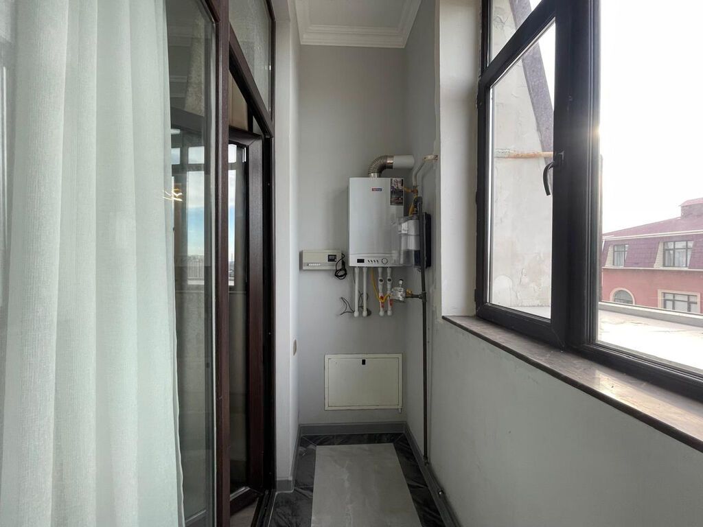 3 otaqlı, Yeni tikili, 77 kv. m