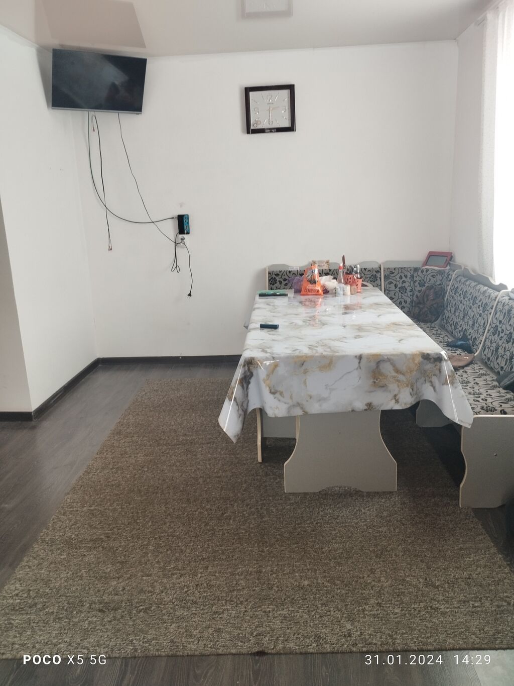 СРОЧНО ПРОДАЕТСЯ ДОМ! Дом из 5 комнат, душ, туалет в доме: фото 2