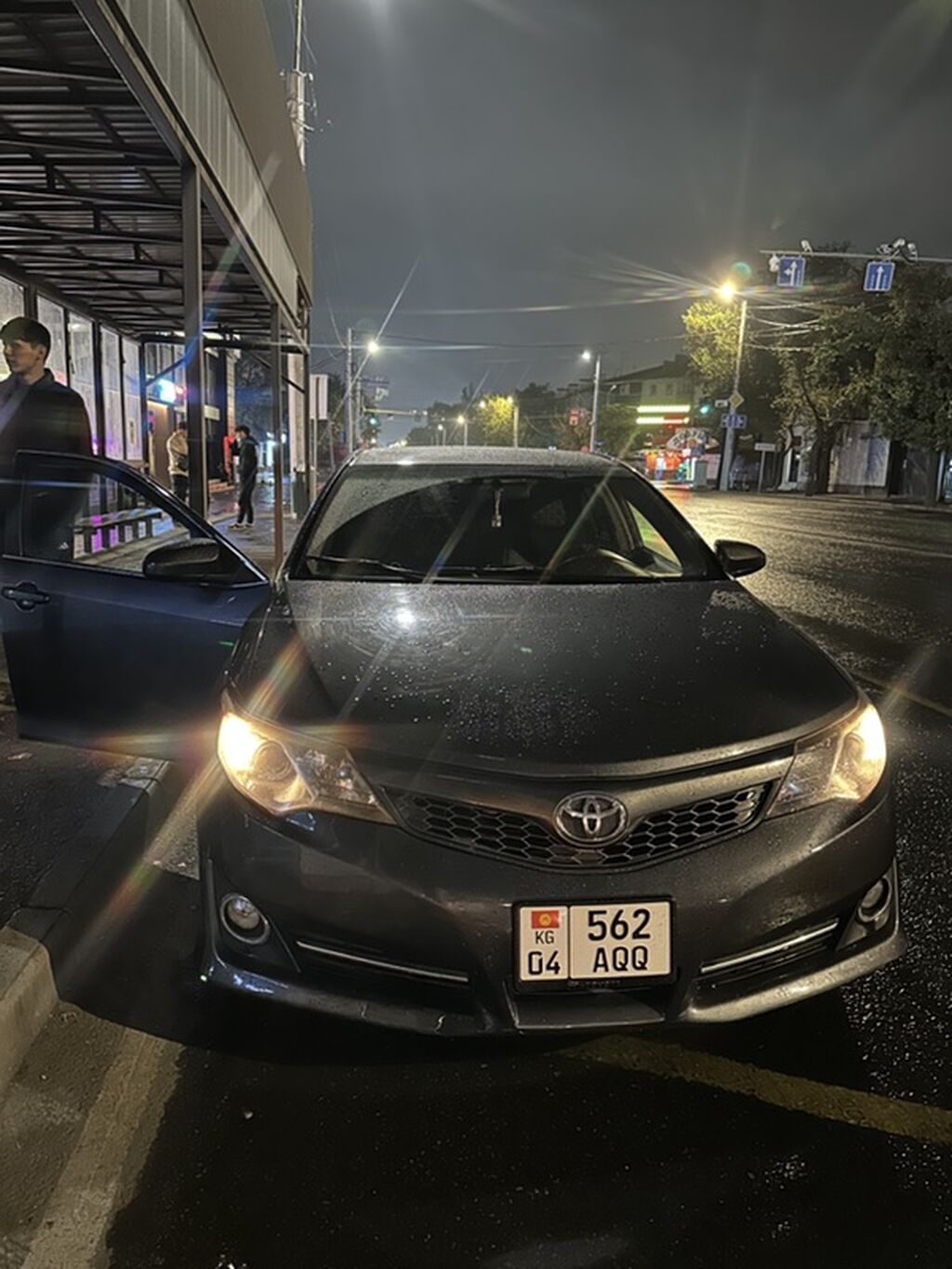 Toyota Camry: 2014 г., Автомат, Бензин, Седан: фото 1