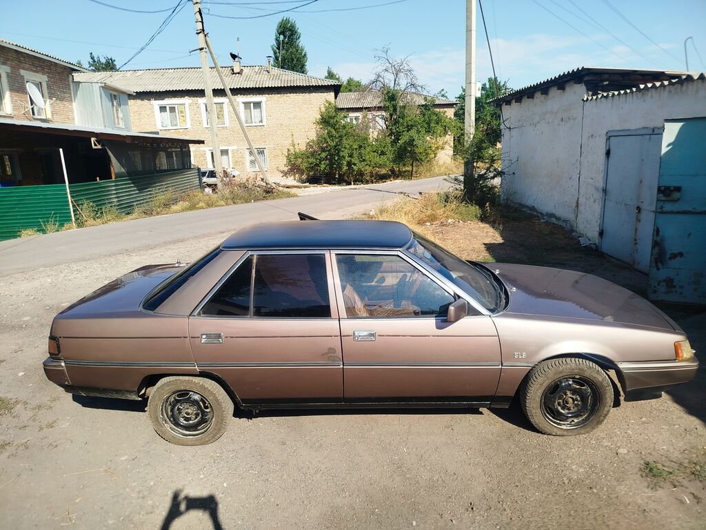 Mitsubishi Galant: 1987 г., 2 л, Механика, Бензин, Седан: фото 6