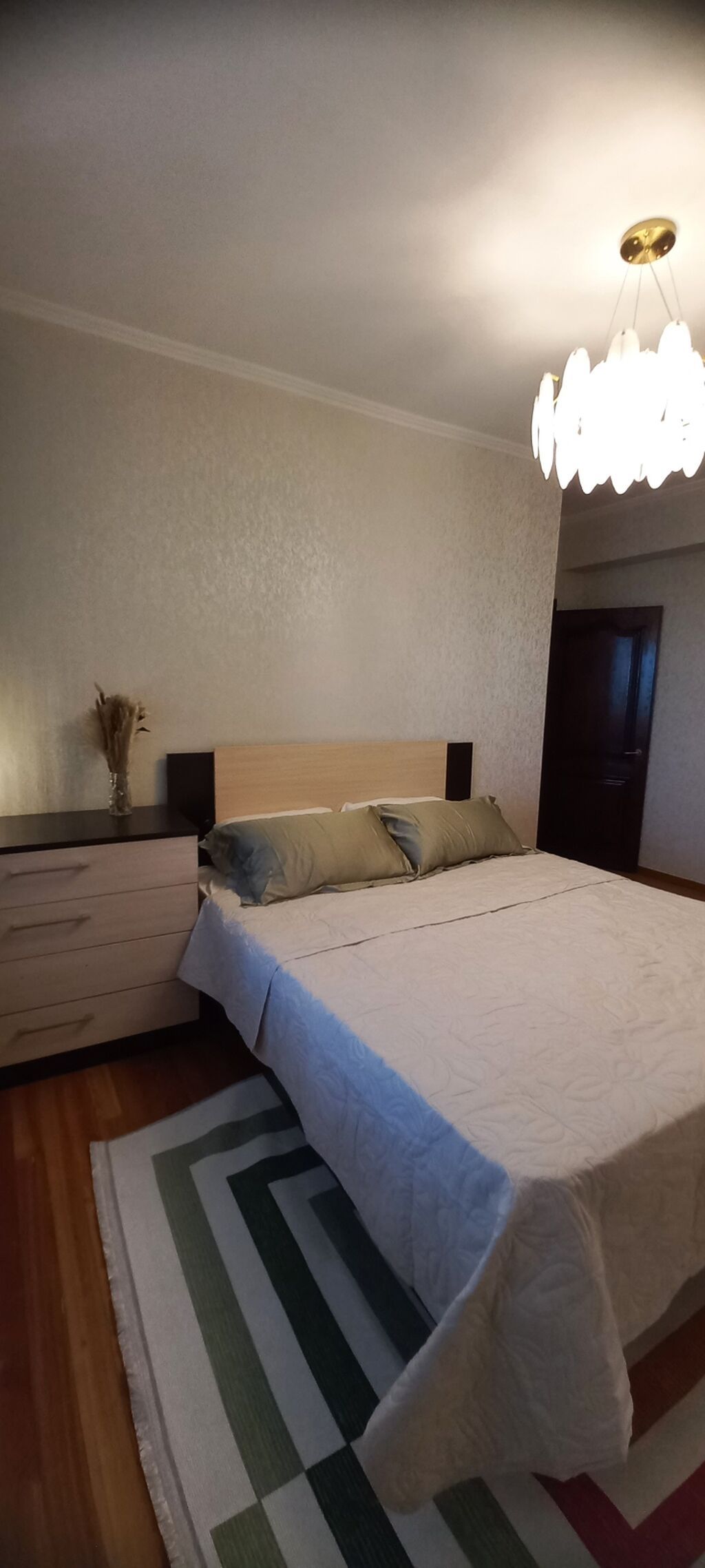3 комнаты, 90 м², Пишпек Индивидуалка, 4 этаж, Свежий ремонт: фото 2