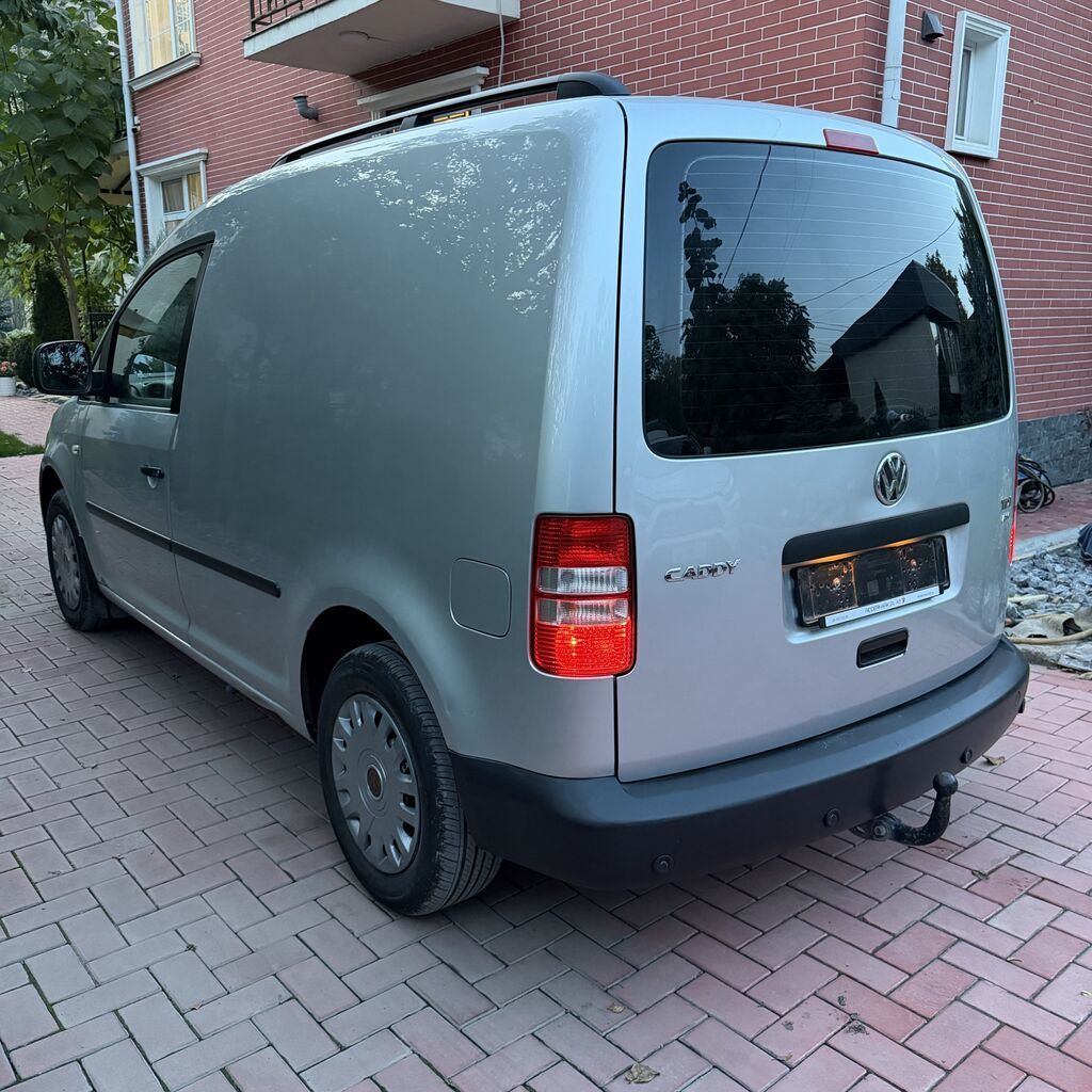 Volkswagen Caddy: 2011 г., 1.5 л, Автомат, Дизель, Фургон: фото 3