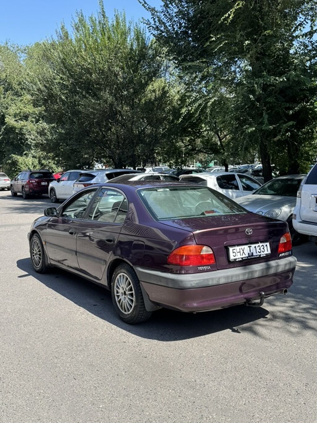 Toyota Avensis: 2000 г., 2 л, Механика, Бензин, Седан: фото 4