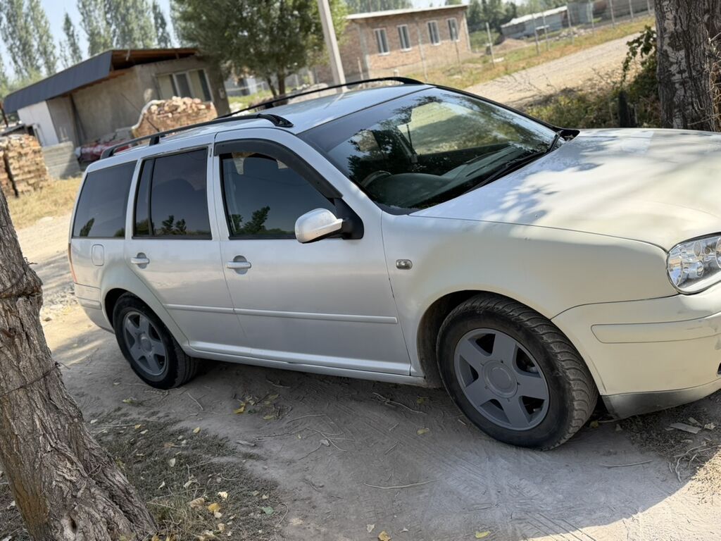Volkswagen Golf Variant: 2001 г., Автомат, Универсал: фото 3