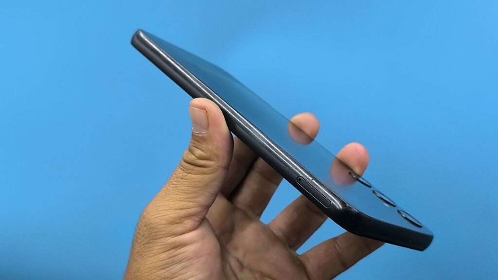 Samsung Galaxy A05s, Б/у, 128 ГБ, цвет - Черный, 2 SIM: фото 3
