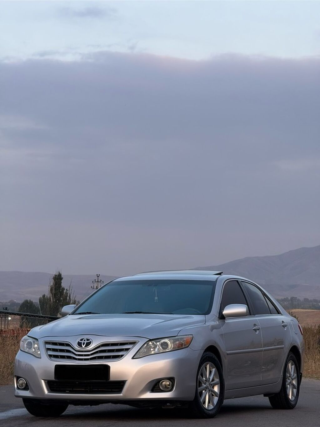 Toyota Camry: 2011 г., 2.5 л, Автомат, Бензин, Седан: фото 2