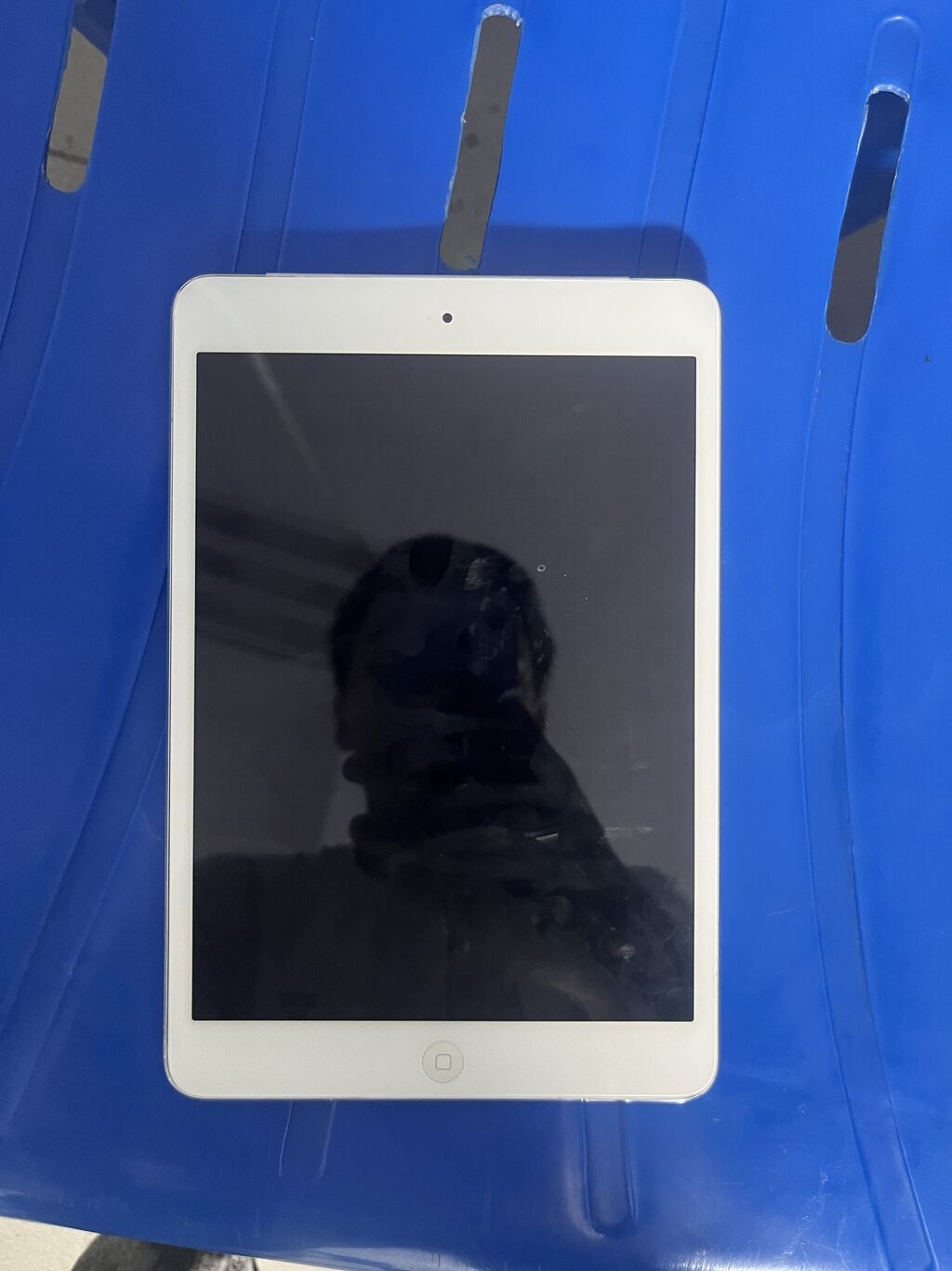 Планшет, Apple, память 32 ГБ, 7" - 8", 4G (LTE), Б/у, Классический цвет - Серебристый: фото 4