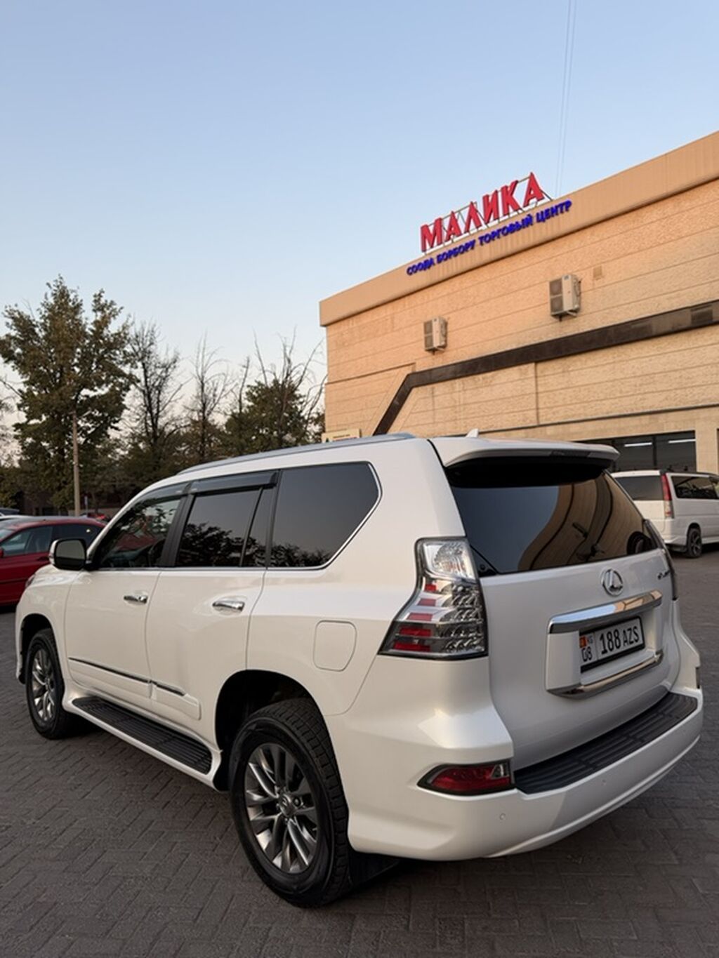 Lexus GX: 2014 г., 4.6 л, Автомат, Бензин, Внедорожник: фото 5