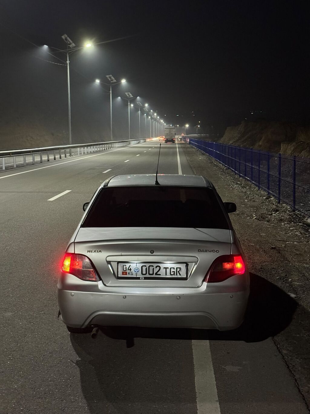 Daewoo Nexia: 2010 г., 1.5 л, Механика, Седан: фото 6