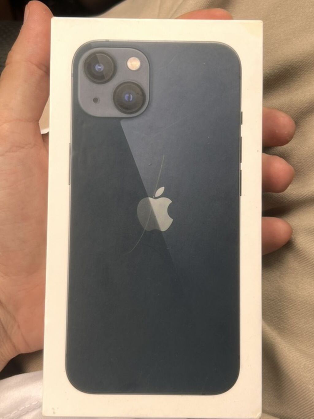 IPhone 13, модель A2633, цвет Midnight (черный/синий), 128 ГБ. Из: фото 4