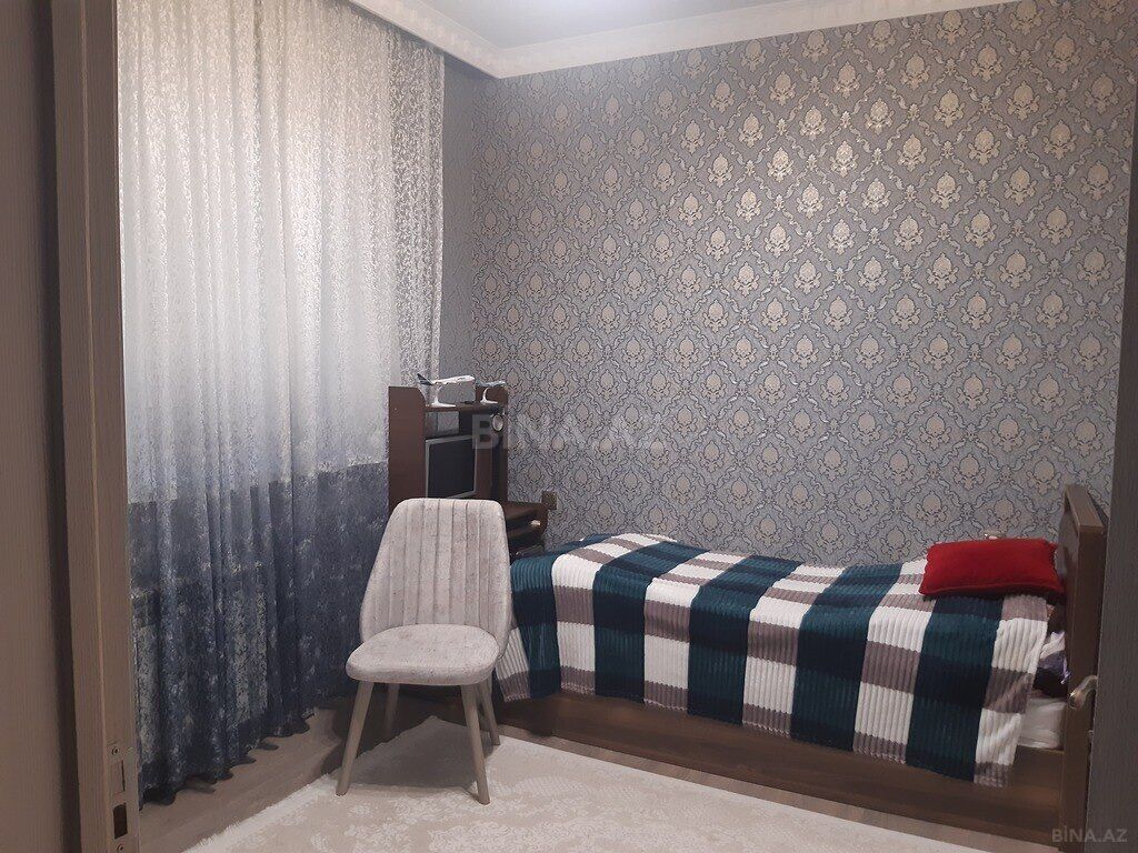 Bakı, Qaraçuxur qəs., 4 otaqlı, Köhnə tikili, 100 kv. m