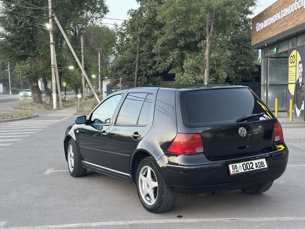 Volkswagen Golf: 1998 г., 1.6 л, Механика, Бензин, Хэтчбэк: фото 4