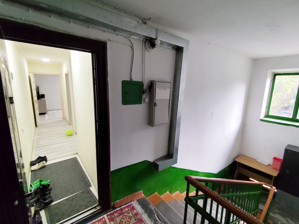 3 комнаты, 57 м², Индивидуалка, 2 этаж, Свежий ремонт: фото 2