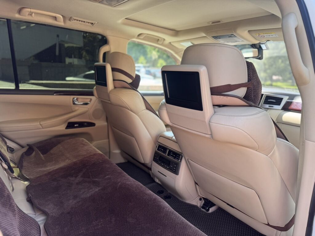 Lexus LX: 2013 г., 5.7 л, Автомат, Газ, Внедорожник: фото 4