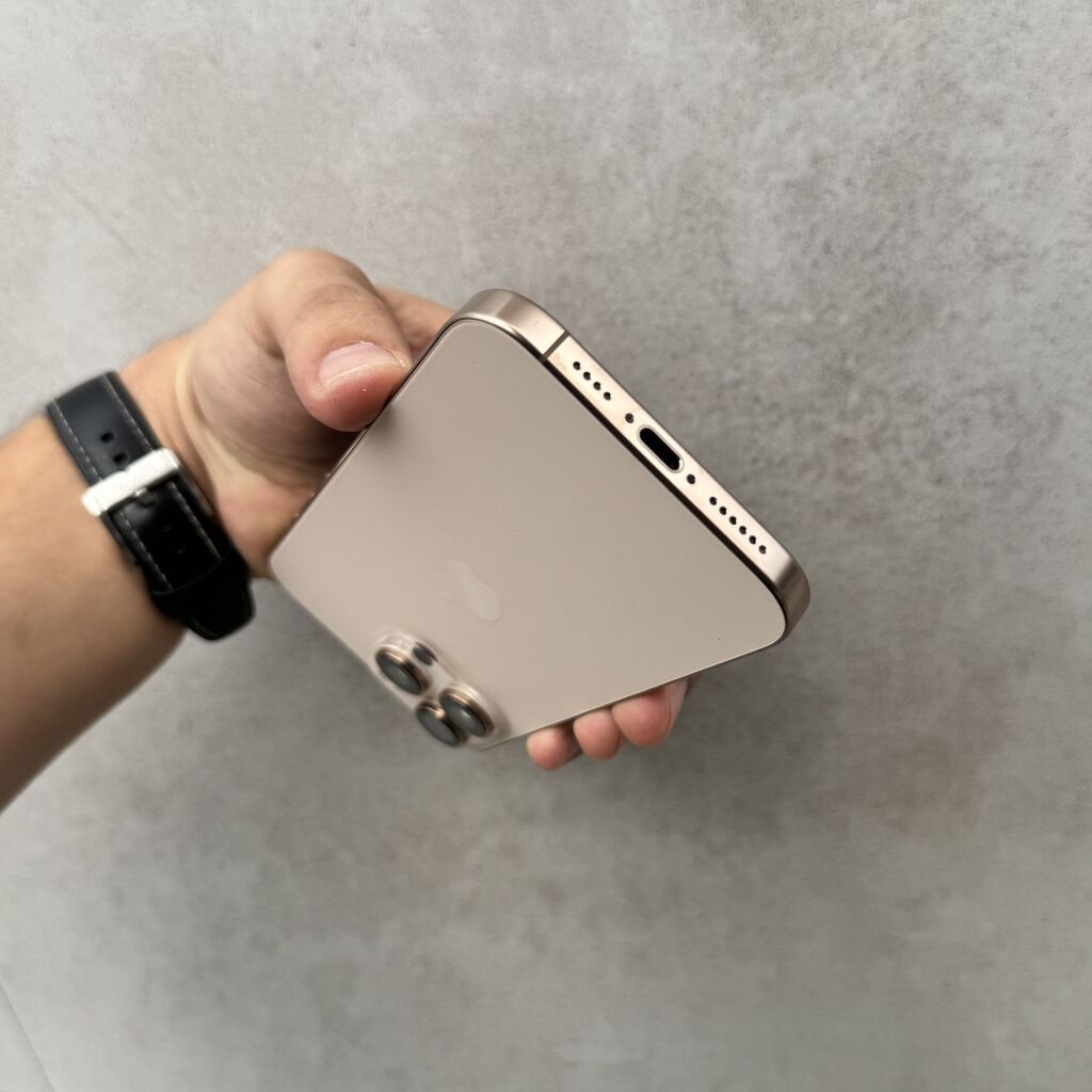IPhone 16 Pro Max, Б/у, 512 ГБ, Desert Titanium, Коробка, 89 %: фото 4