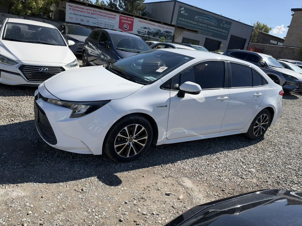 Toyota Levin: 2023 г., 1.8 л, Вариатор, Гибрид, Седан: фото 2