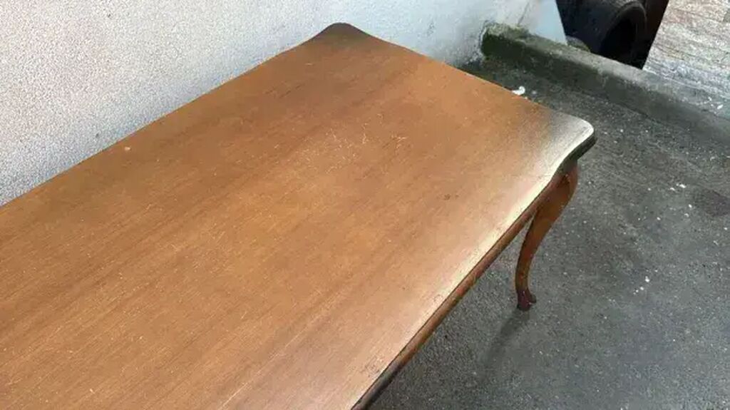 Stilski klub stolovi: Stilski Novoles stočić / klub sto 🪑✨ Stilski klub sto/stolić u dobrom