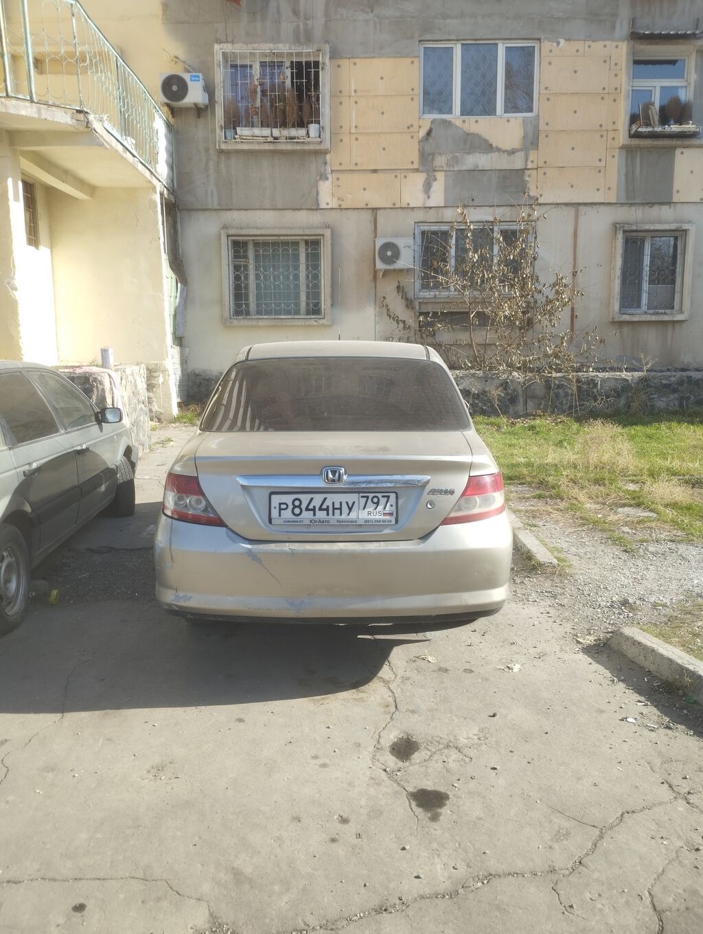 Honda Fit: 2006 г., 1.5 л, Бензин, Седан: фото 5