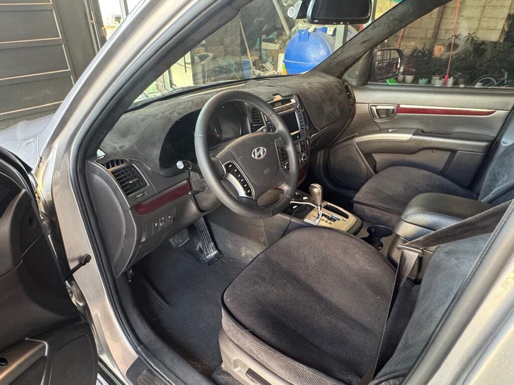 Hyundai Santa Fe: 2010 г., 2 л, Автомат, Дизель, Кроссовер: фото 4