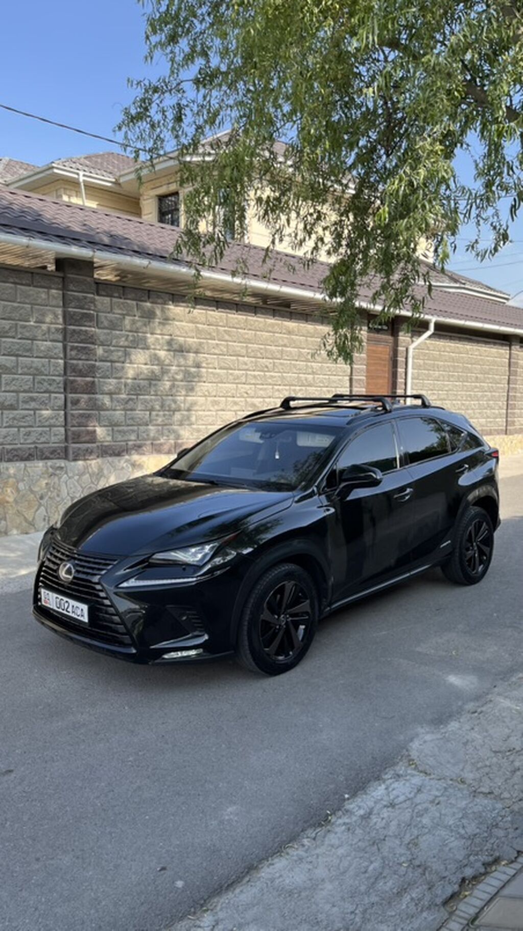 Lexus NX: 2020 г., 2.5 л, Вариатор, Гибрид, Кроссовер: фото 2