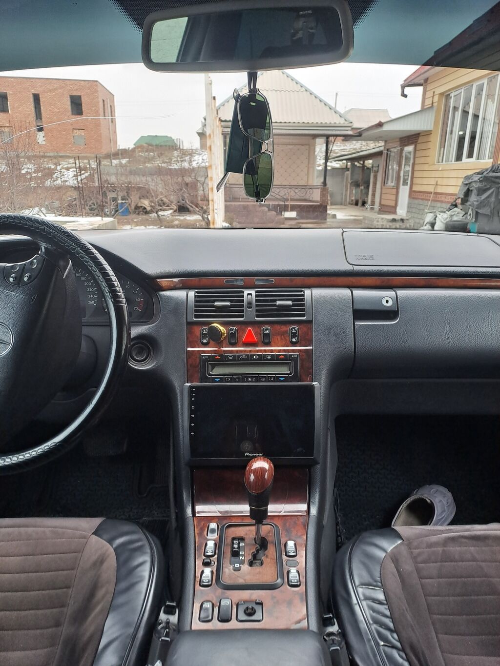 Mercedes-Benz E-Class: 2000 г., 3.2 л, Автомат, Бензин, Седан: фото 4