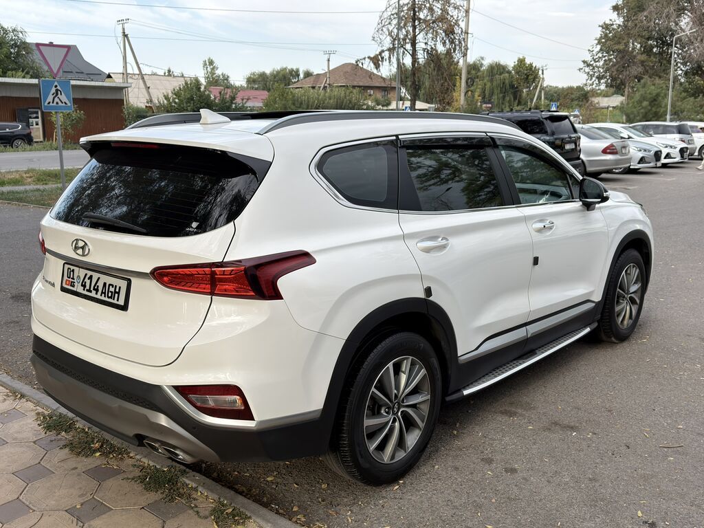 Hyundai Santa Fe: 2019 г., 2.2 л, Автомат, Дизель, Внедорожник: фото 5