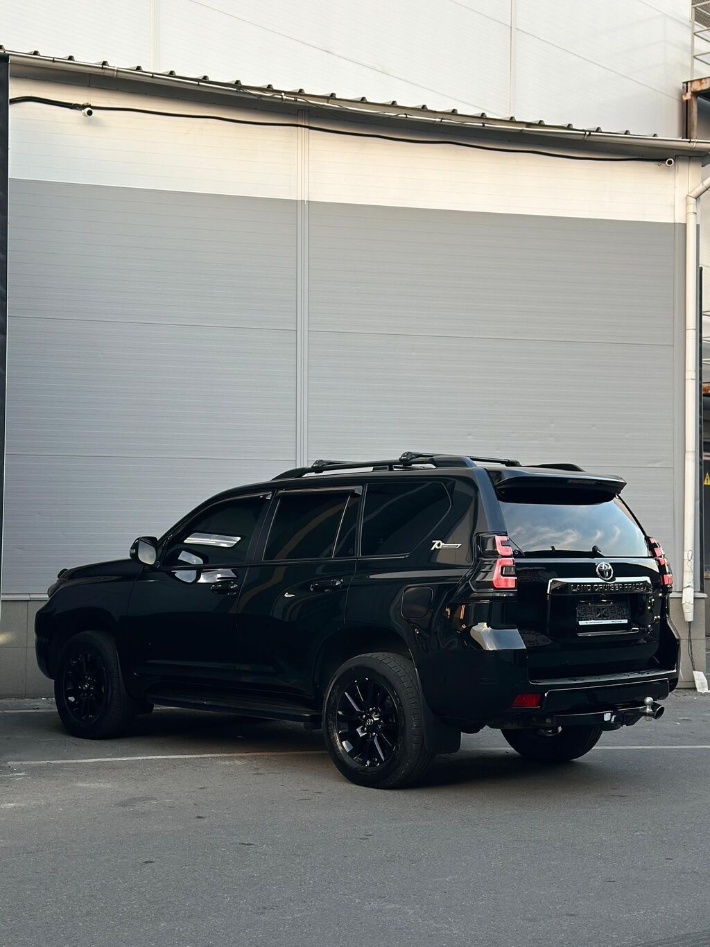 Toyota Land Cruiser Prado: 2022 г., 4 л, Автомат, Бензин, Внедорожник: фото 4