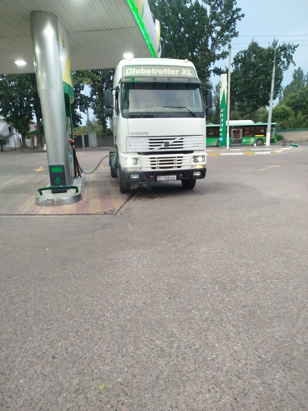 Тягач, Volvo, 1996 г.: фото 1