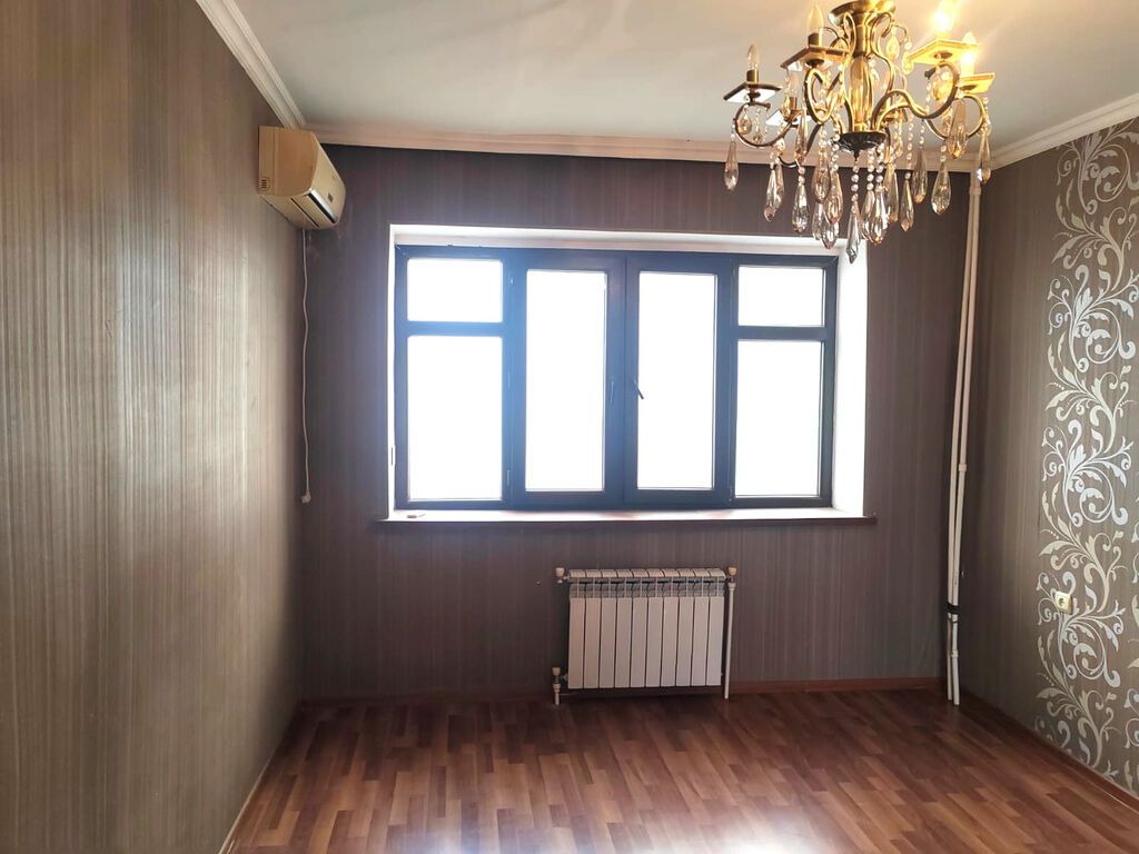 Bakıxanov qəs., 4 otaqlı, Yeni tikili, 90 kv. m