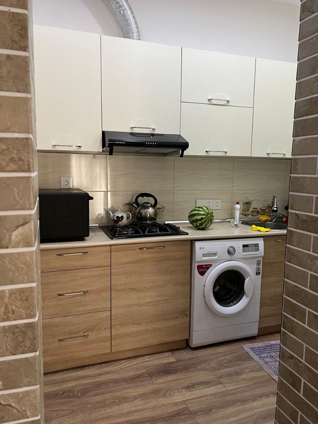 3 otaqlı, Yeni tikili, 92 kv. m