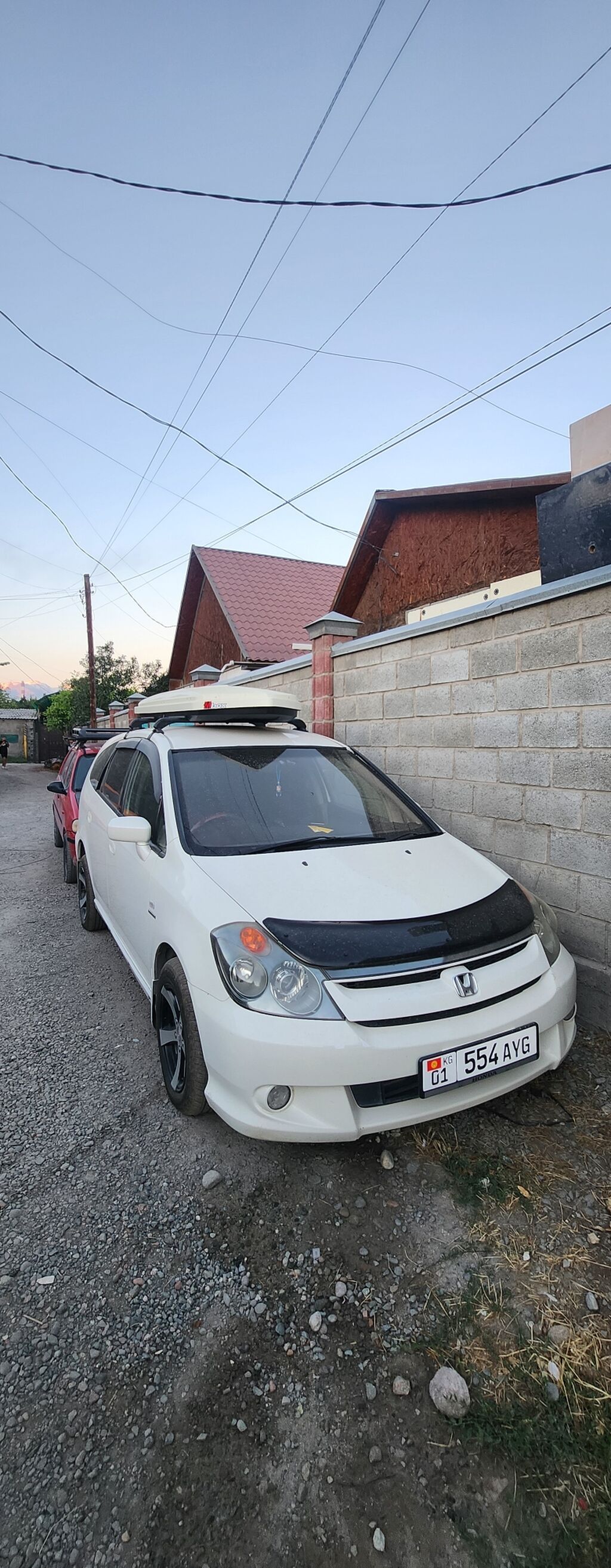Honda Stream: 2005 г., Минивэн: фото 1