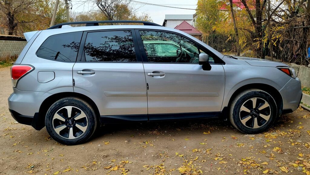 Subaru Forester: 2018 г., 2.5 л, Вариатор, Бензин, Кроссовер: фото 2