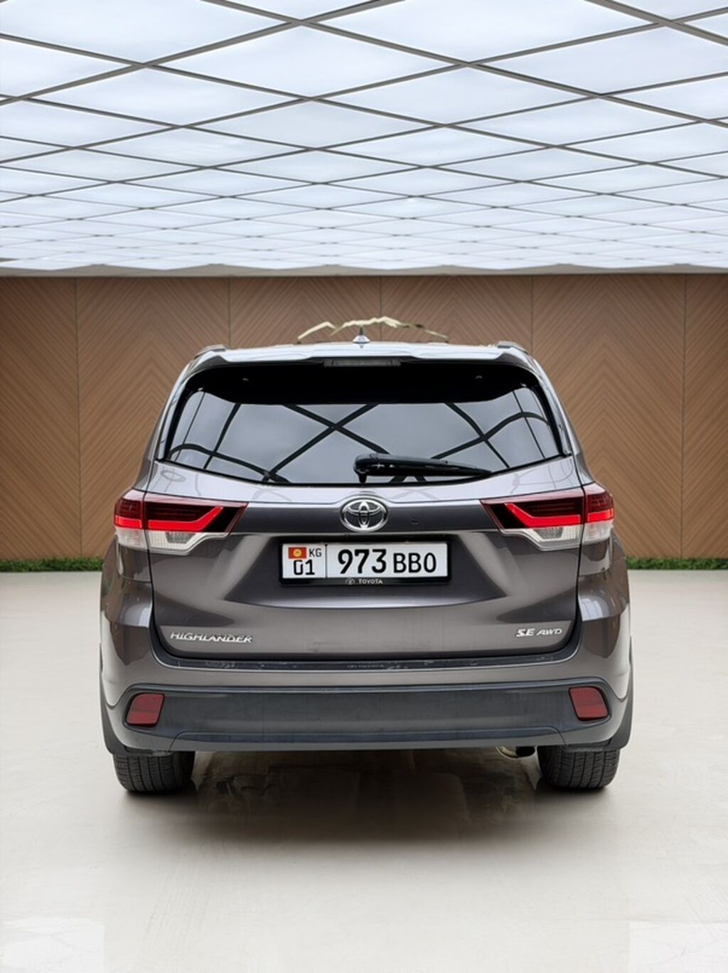 Toyota Highlander: 2019 г., 3.5 л, Автомат, Бензин, Кроссовер: фото 4