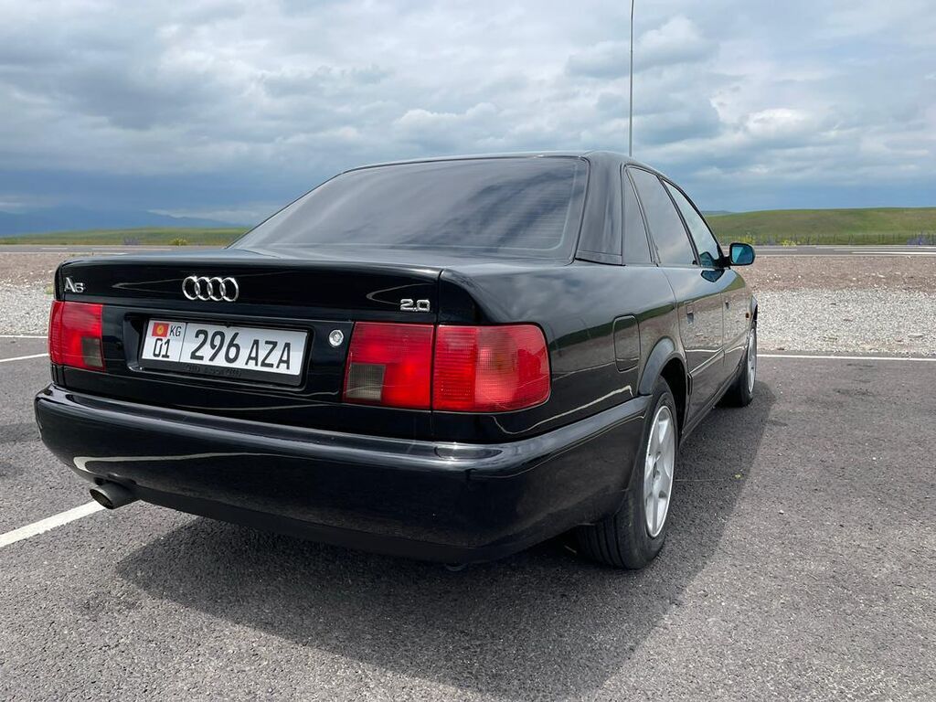 Audi A6: 1996 г., 2 л, Механика, Бензин, Седан: фото 3