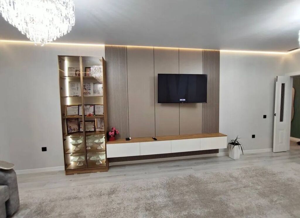 2 комнаты, 83 м², Технопарк 107 серия, 6 этаж, Дизайнерский ремонт: фото 1