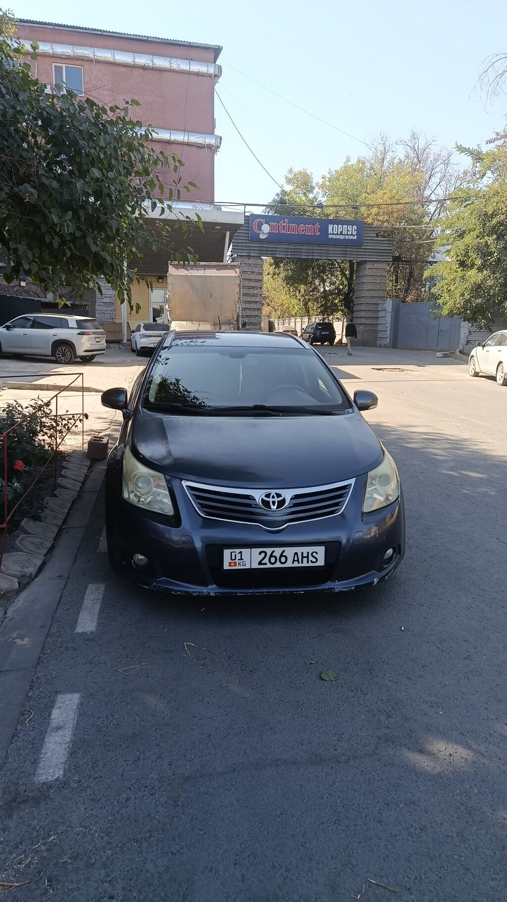 Toyota Avensis: 2009 г., 2.2 л, Автомат, Дизель, Универсал: фото 5