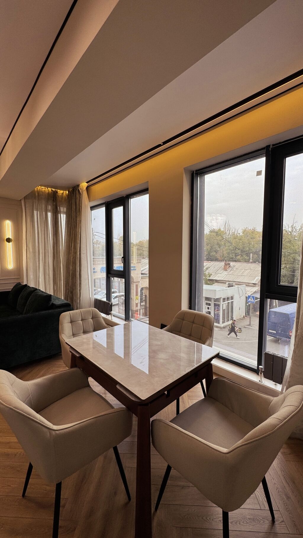 3 комнаты, 75 м², Ботанический сад Элитка, 2 этаж, Дизайнерский ремонт: фото 2
