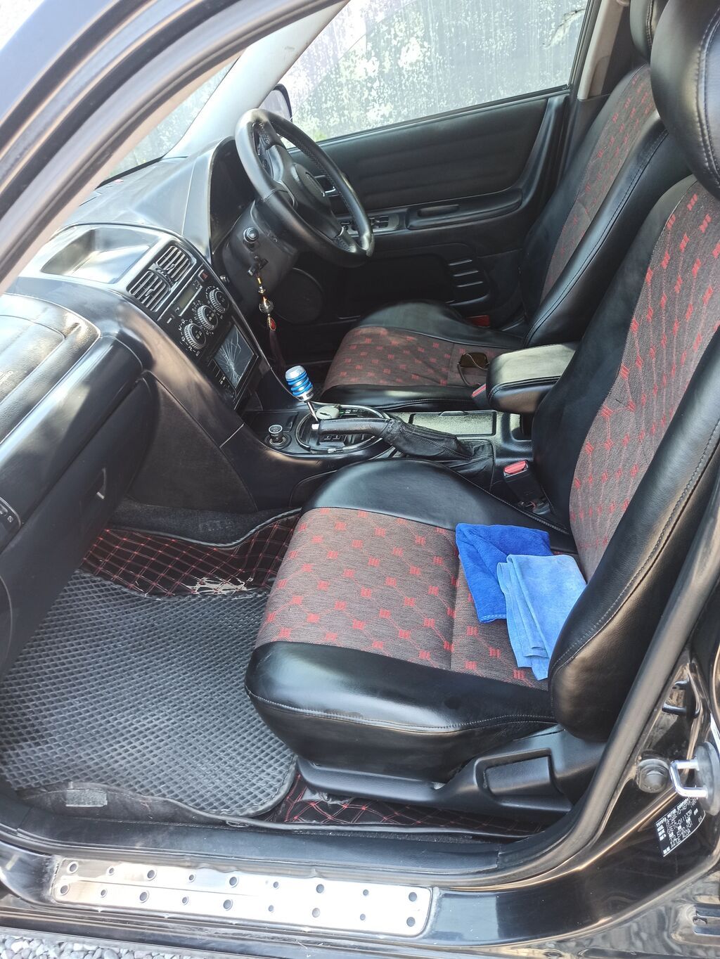 Toyota Altezza: 2003 г., 2 л, Бензин, Седан: фото 8