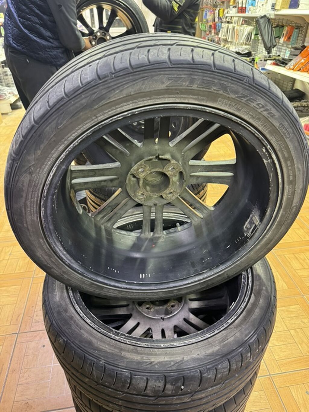 Колеса в сборе 205 / 45 / R 17, Лето, Б/у, Комплект, Легковые, Литые, отверстий - 4: фото 2