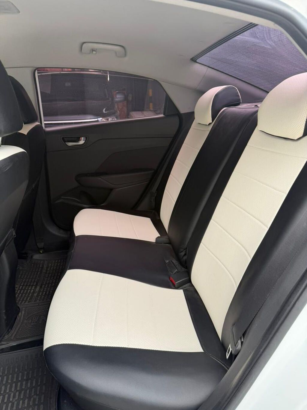 Hyundai Accent: 2018 г., 1.6 л, Автомат, Бензин, Седан: фото 2